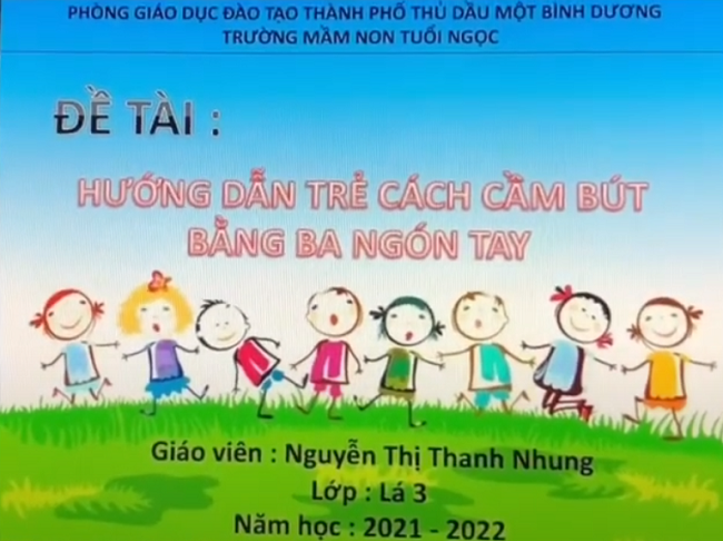 LQCV: HƯỚNG DẪN TRẺ CÁCH CẦM VIẾT BẰNG BA NGÓN TAY